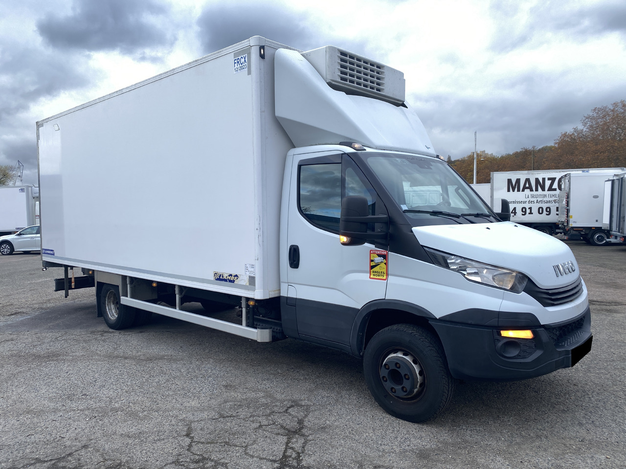 IVECO DAILY 70C18 - Camion frigider: Foto 3 IVECO DAILY 70C18 - Camion frigider: Foto 3