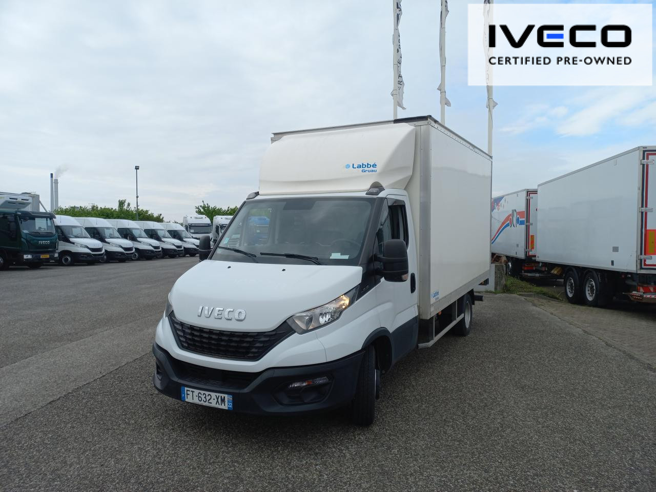 IVECO Daily 35C16H Euro6 Klima ZV - Camion şasiu: Foto 1 IVECO Daily 35C16H Euro6 Klima ZV - Camion şasiu: Foto 1