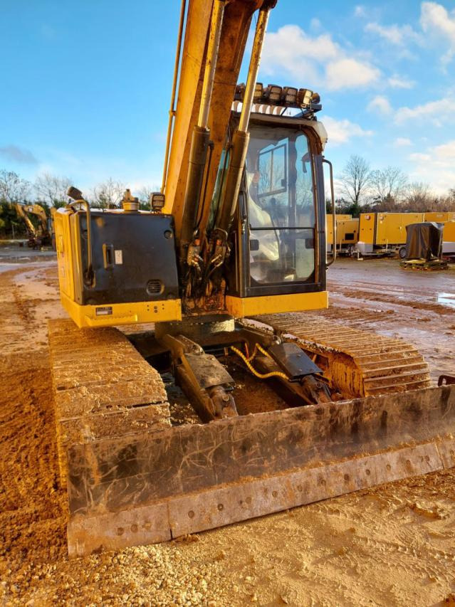 CATERPILLAR 310 - Excavator pe şenile: Foto 1 CATERPILLAR 310 - Excavator pe şenile: Foto 1