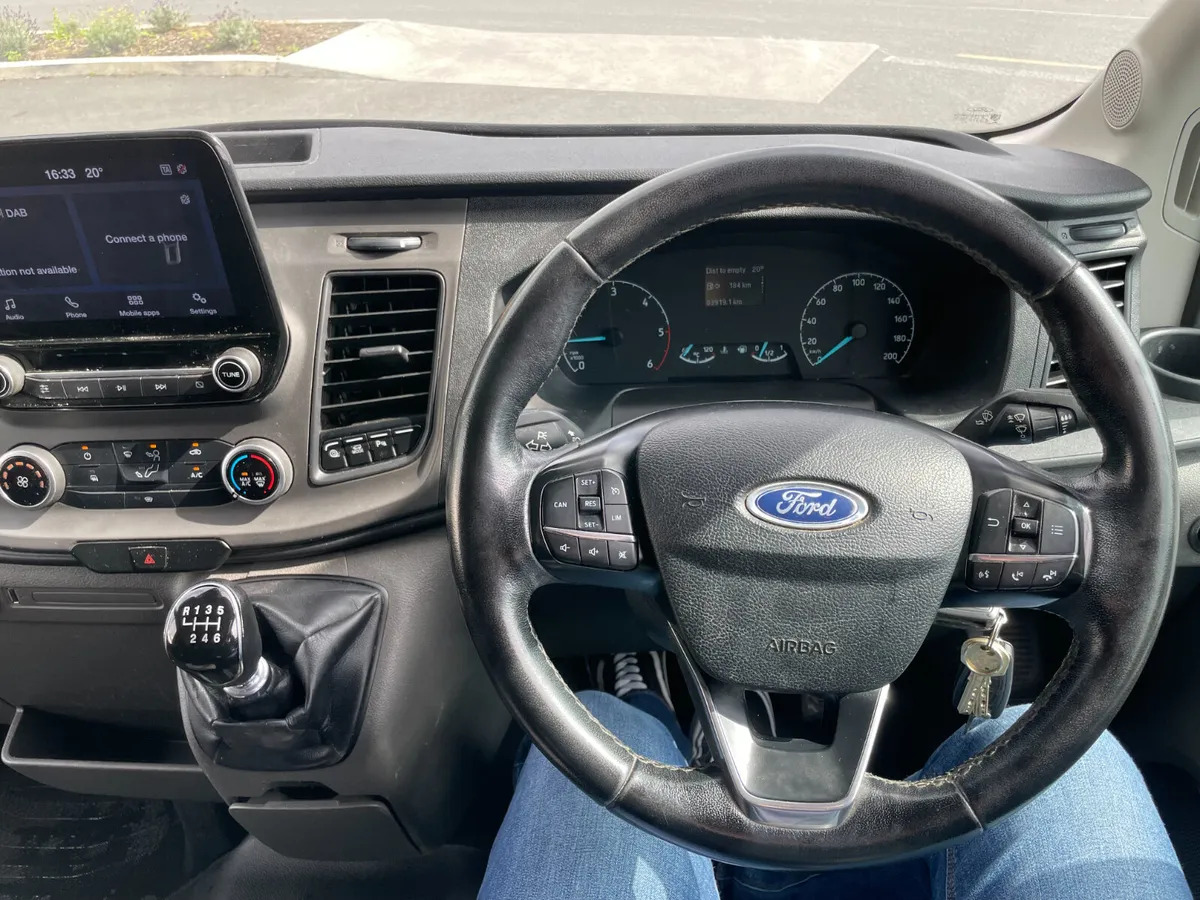 2021 Low Mileage Ford Transit 350L Trend - Dubă: Foto 4 2021 Low Mileage Ford Transit 350L Trend - Dubă: Foto 4