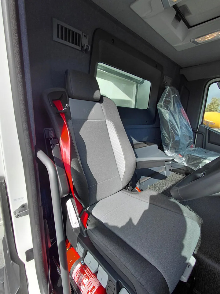 NEW Renault T380 Refrigerated Rigid - Camion frigider: Foto 3 NEW Renault T380 Refrigerated Rigid - Camion frigider: Foto 3