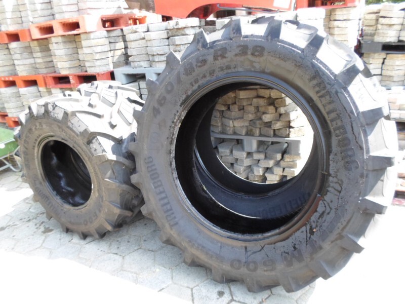 Banden Trelleborg Banden 420/85R24 & 460/85R38 - Anvelopă pentru Utilaje agricole: Foto 1 Banden Trelleborg Banden 420/85R24 & 460/85R38 - Anvelopă pentru Utilaje agricole: Foto 1