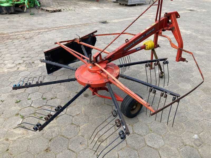 Deutz KS 90 Cirkelhark - Maşină de întors fânul: Foto 3 Deutz KS 90 Cirkelhark - Maşină de întors fânul: Foto 3