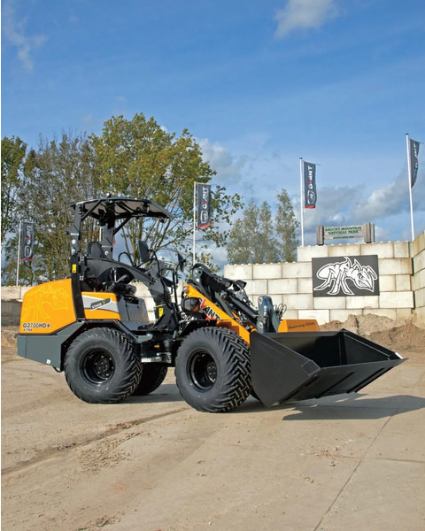 Giant Jubileum modellen G2500 HD & G2700 HD - Încărcător articulat: Foto 4 Giant Jubileum modellen G2500 HD & G2700 HD - Încărcător articulat: Foto 4