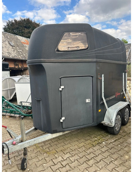 Hotrarijs Hotra E-force 2-Paards polyester trailer - Remorcă transport cai: Foto 1 Hotrarijs Hotra E-force 2-Paards polyester trailer - Remorcă transport cai: Foto 1