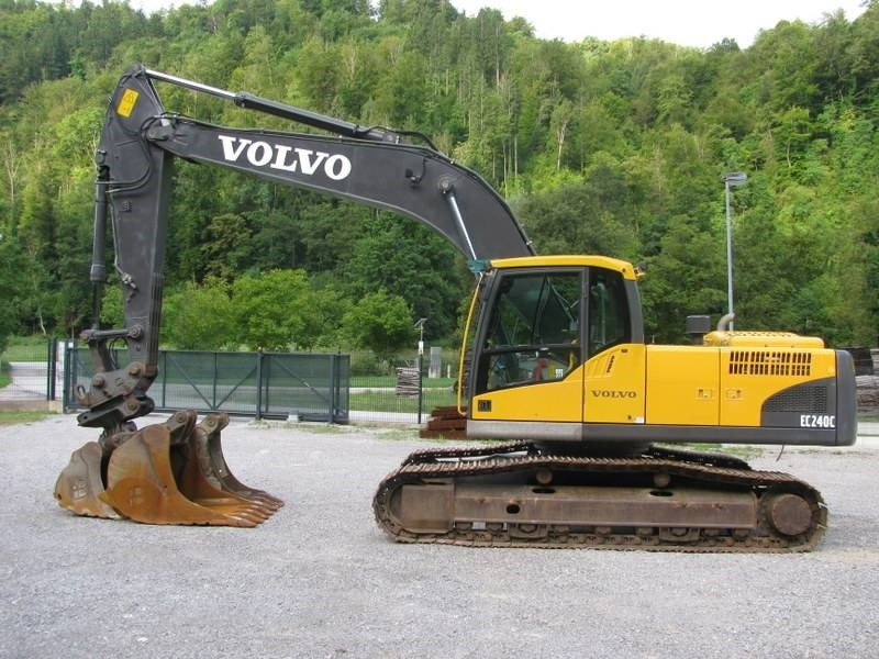 Volvo EC240C LN 3 žlici Odlično stanje - Excavator pe şenile: Foto 3 Volvo EC240C LN 3 žlici Odlično stanje - Excavator pe şenile: Foto 3