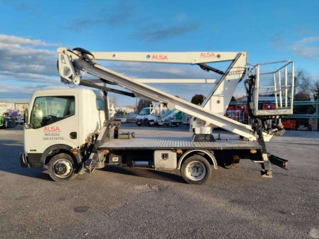 Camion cu nacela Oil & Steel 189: Foto 9