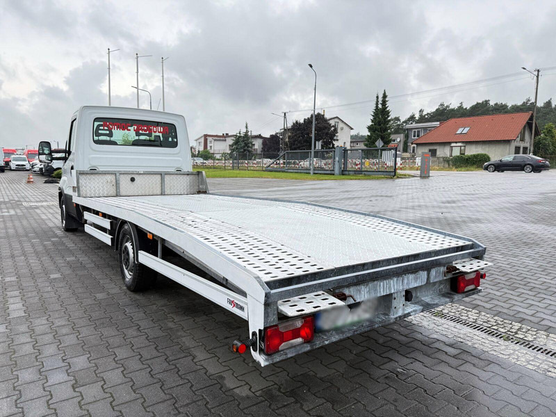 Iveco Daily 35S18 Autolaweta Pomoc Drogowa Laweta Zarejestrowany w PL - Autoutilitară: Foto 3 Iveco Daily 35S18 Autolaweta Pomoc Drogowa Laweta Zarejestrowany w PL - Autoutilitară: Foto 3
