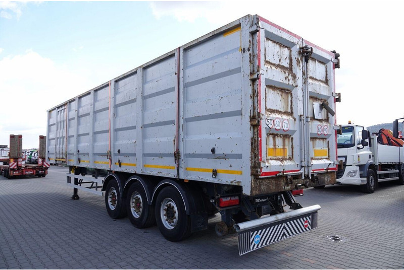 Bodex WYWROTKA 65 M3 / STALOWA / DO ZŁOMU / OŚ PODNOSZONA / DRZWI BOCZ - Semiremorcă basculantă: Foto 4 Bodex WYWROTKA 65 M3 / STALOWA / DO ZŁOMU / OŚ PODNOSZONA / DRZWI BOCZ - Semiremorcă basculantă: Foto 4