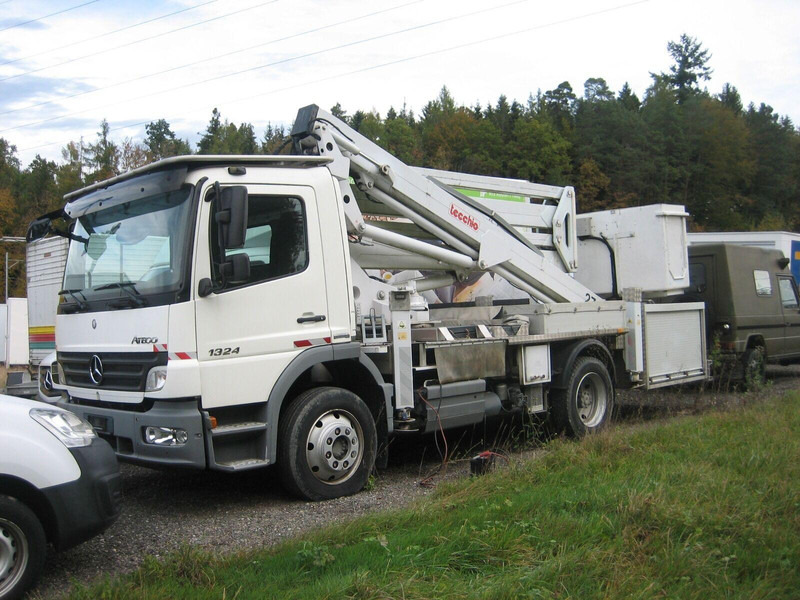 Mercedes-Benz Atego 1324 Bucket truck - Tecchio 27 m - Camion, Camion cu macara: Foto 1 Mercedes-Benz Atego 1324 Bucket truck - Tecchio 27 m - Camion, Camion cu macara: Foto 1