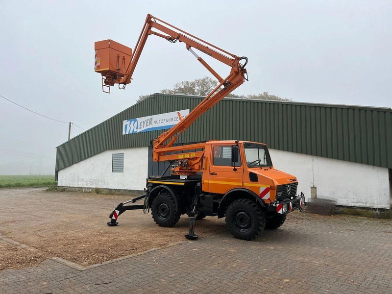 Mercedes-Benz Unimog 1200 4x4 - Lifting basket - Camion, Camion cu macara: Foto 4 Mercedes-Benz Unimog 1200 4x4 - Lifting basket - Camion, Camion cu macara: Foto 4