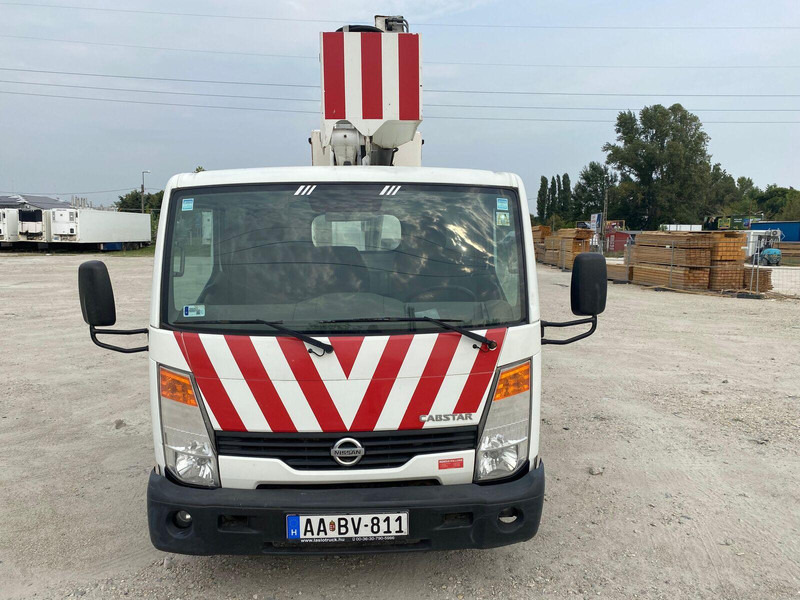 Nissan Cabstar 35.14 - ISOLI Lifting Basket - 14m - Camion, Camion cu macara: Foto 3 Nissan Cabstar 35.14 - ISOLI Lifting Basket - 14m - Camion, Camion cu macara: Foto 3