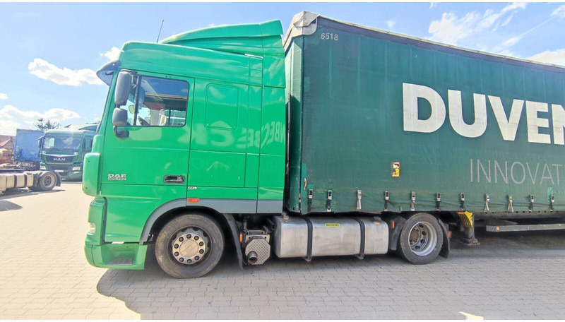 DAF XF 105.460 Lowdeck - MEGA - Cap tractor: Foto 4 DAF XF 105.460 Lowdeck - MEGA - Cap tractor: Foto 4