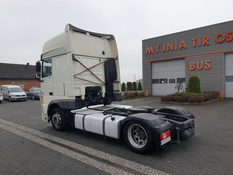 DAF XF 106 460 EURO 6 SSC LOW DECK - Cap tractor: Foto 3 DAF XF 106 460 EURO 6 SSC LOW DECK - Cap tractor: Foto 3