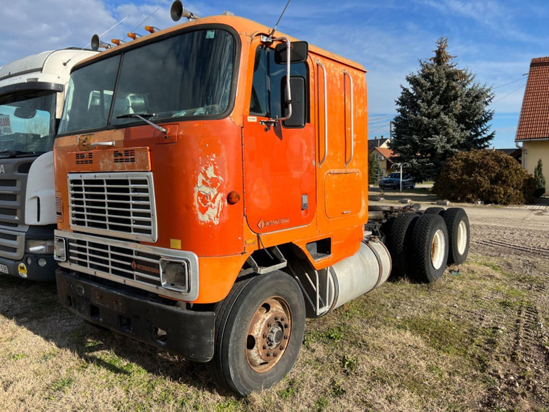 MACK INTERNATIONAL FSG 385 - Cap tractor: Foto 5 MACK INTERNATIONAL FSG 385 - Cap tractor: Foto 5