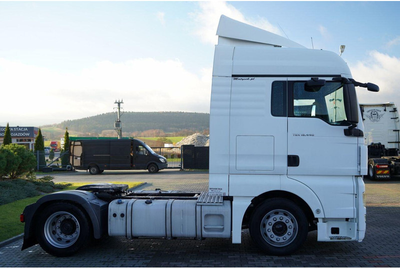 Cap tractor MAN TGX 18.440 / XLX / MEGA / MANUAL / LOW DECK: Foto 9 Cap tractor MAN TGX 18.440 / XLX / MEGA / MANUAL / LOW DECK: Foto 9