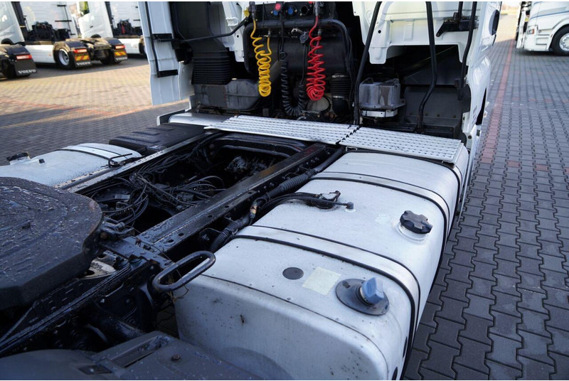 Cap tractor MAN TGX 18.440 / XLX / MEGA / MANUAL / LOW DECK: Foto 16 Cap tractor MAN TGX 18.440 / XLX / MEGA / MANUAL / LOW DECK: Foto 16