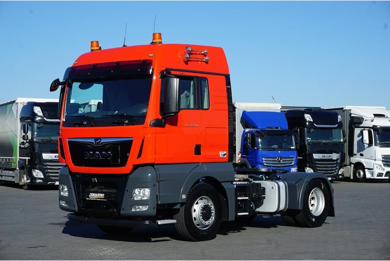 MAN TGX / 18.460 / EURO 6 / ACC / 4 X 4 / XLX / HYDRAULIKA - Cap tractor: Foto 1 MAN TGX / 18.460 / EURO 6 / ACC / 4 X 4 / XLX / HYDRAULIKA - Cap tractor: Foto 1