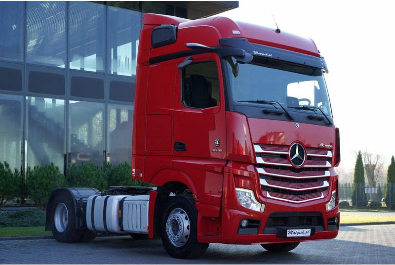 Mercedes-Benz ACTROS 1845 - Cap tractor: Foto 1 Mercedes-Benz ACTROS 1845 - Cap tractor: Foto 1