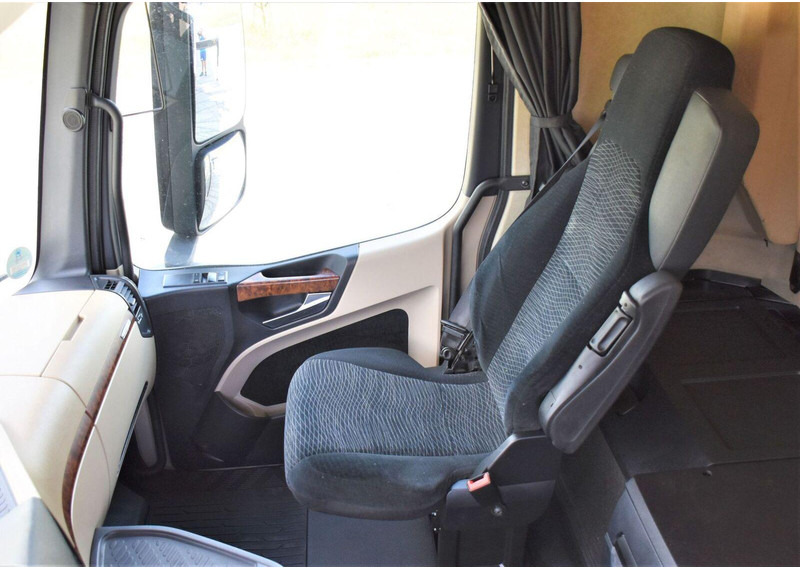 Leasing de Mercedes-Benz ACTROS 2542 Mercedes-Benz ACTROS 2542: Foto 10 Leasing de Mercedes-Benz ACTROS 2542 Mercedes-Benz ACTROS 2542: Foto 10