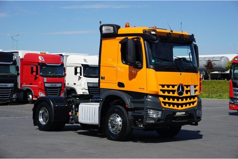 Mercedes-Benz AROCS / 1848 / E 6 / ACC / 4 X 4 / HAD / HYDRAULIKA / RETARDER - Cap tractor: Foto 2 Mercedes-Benz AROCS / 1848 / E 6 / ACC / 4 X 4 / HAD / HYDRAULIKA / RETARDER - Cap tractor: Foto 2