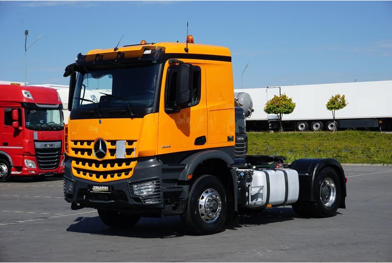 Mercedes-Benz AROCS / 1848 / E 6 / ACC / 4 X 4 / HAD / HYDRAULIKA / RETARDER - Cap tractor: Foto 1 Mercedes-Benz AROCS / 1848 / E 6 / ACC / 4 X 4 / HAD / HYDRAULIKA / RETARDER - Cap tractor: Foto 1