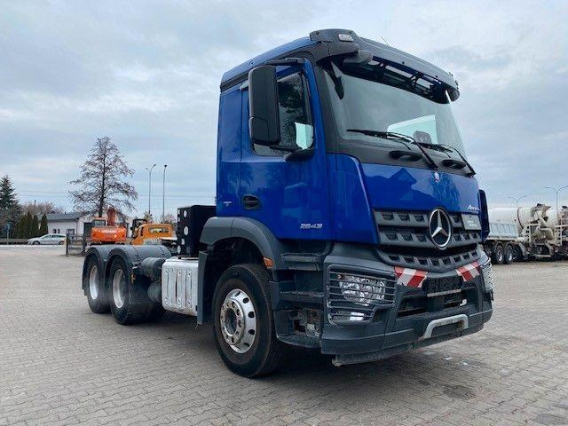 Cap tractor Mercedes-Benz AROCS 2643 6X4 EURO 6 SATTELZUG: Foto 7 Cap tractor Mercedes-Benz AROCS 2643 6X4 EURO 6 SATTELZUG: Foto 7