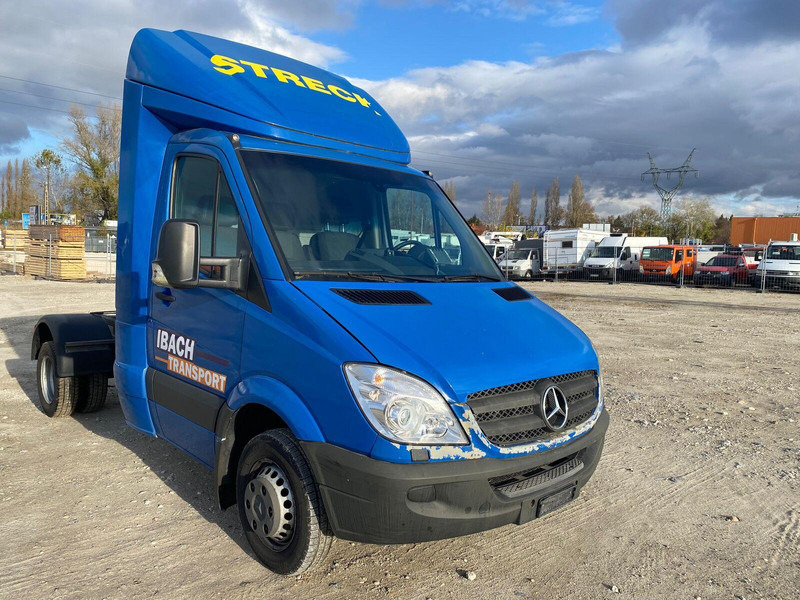 Mercedes-Benz Sprinter 519 - BE Mini Trekker - SZM - 3.5t - Cap tractor: Foto 1 Mercedes-Benz Sprinter 519 - BE Mini Trekker - SZM - 3.5t - Cap tractor: Foto 1