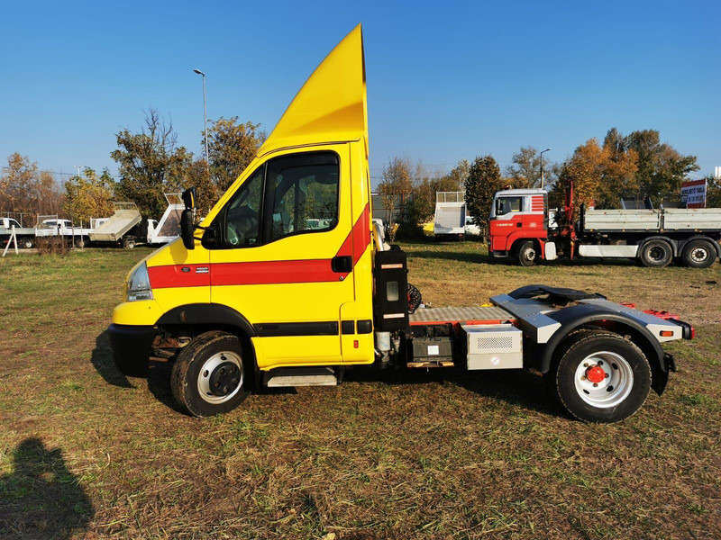 Renault MASCOTT 160 dxi BE Mini Trekker - SZM - 3.5t - Cap tractor: Foto 3 Renault MASCOTT 160 dxi BE Mini Trekker - SZM - 3.5t - Cap tractor: Foto 3