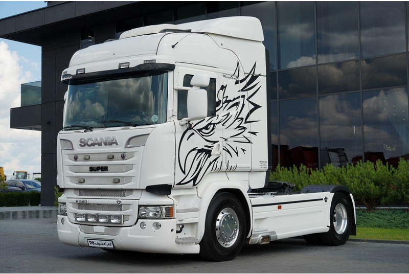 Scania R 580 / V8 / RETARDER / FULL AIRMATIC / I-PARK COOL/ SKÓRY / OPO - Cap tractor: Foto 4 Scania R 580 / V8 / RETARDER / FULL AIRMATIC / I-PARK COOL/ SKÓRY / OPO - Cap tractor: Foto 4