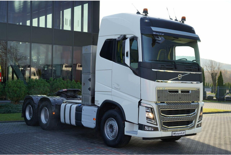 Volvo FH 16 / 660 / 6x4 / DMC: 180.000 KG !! / RETARDER / EURO 6 / I-P - Cap tractor: Foto 2 Volvo FH 16 / 660 / 6x4 / DMC: 180.000 KG !! / RETARDER / EURO 6 / I-P - Cap tractor: Foto 2