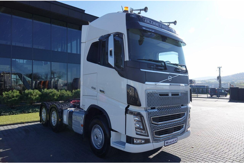 Volvo FH16 / 650 / 6x4 / HYDRAULIKA / I -PARK COOL / 3 OSIOWY CIĄGNIK - Cap tractor: Foto 2 Volvo FH16 / 650 / 6x4 / HYDRAULIKA / I -PARK COOL / 3 OSIOWY CIĄGNIK - Cap tractor: Foto 2