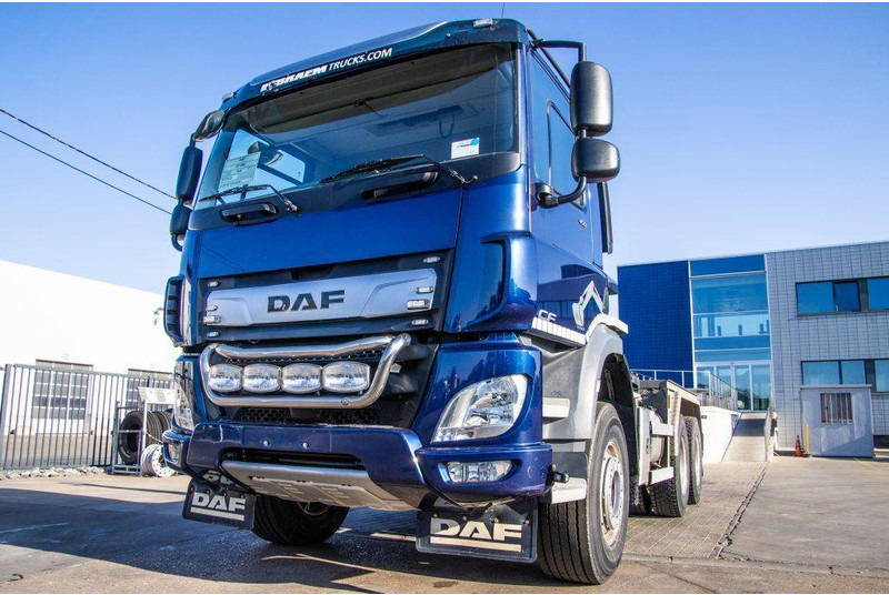 DAF CF 450 - Camion cu cârlig: Foto 1 DAF CF 450 - Camion cu cârlig: Foto 1