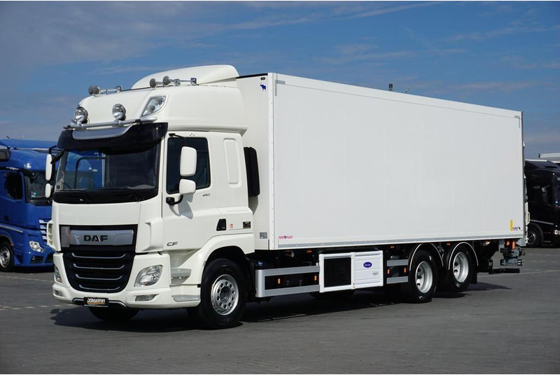 DAF CF 450 / E 6 / ACC / CHŁODNIA + WINDA / 21 PALET / MULTITEMPERAT - Camion frigider: Foto 1 DAF CF 450 / E 6 / ACC / CHŁODNIA + WINDA / 21 PALET / MULTITEMPERAT - Camion frigider: Foto 1