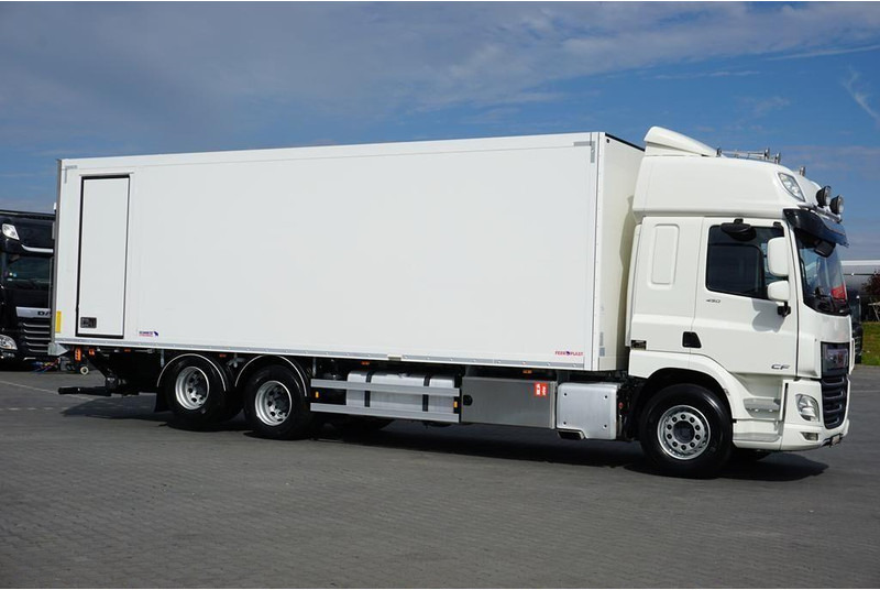 DAF CF 450 / E 6 / ACC / CHŁODNIA + WINDA / 21 PALET / MULTITEMPERAT - Camion frigider: Foto 4 DAF CF 450 / E 6 / ACC / CHŁODNIA + WINDA / 21 PALET / MULTITEMPERAT - Camion frigider: Foto 4
