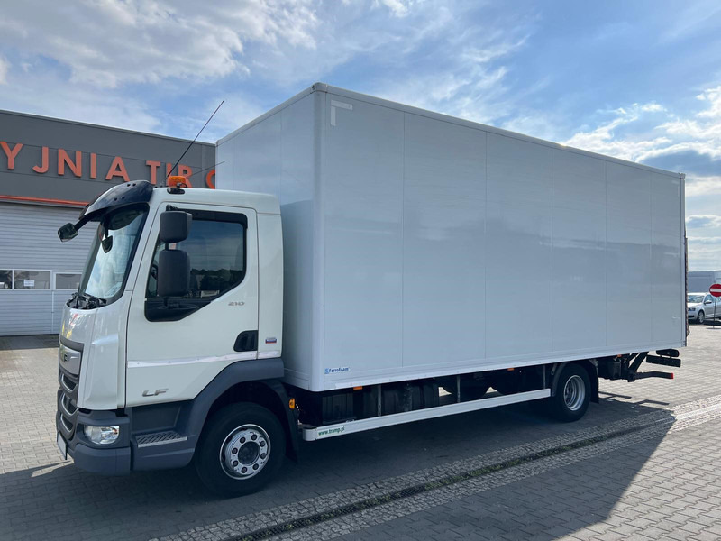 DAF LF 210 12.210 CONTAINER+LIFT 1500 kg 1.HAND - Camion furgon: Foto 2 DAF LF 210 12.210 CONTAINER+LIFT 1500 kg 1.HAND - Camion furgon: Foto 2