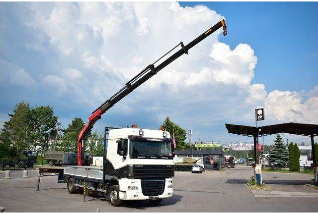 DAF XF 105.410 - Camion platformă, Camion cu macara: Foto 1 DAF XF 105.410 - Camion platformă, Camion cu macara: Foto 1