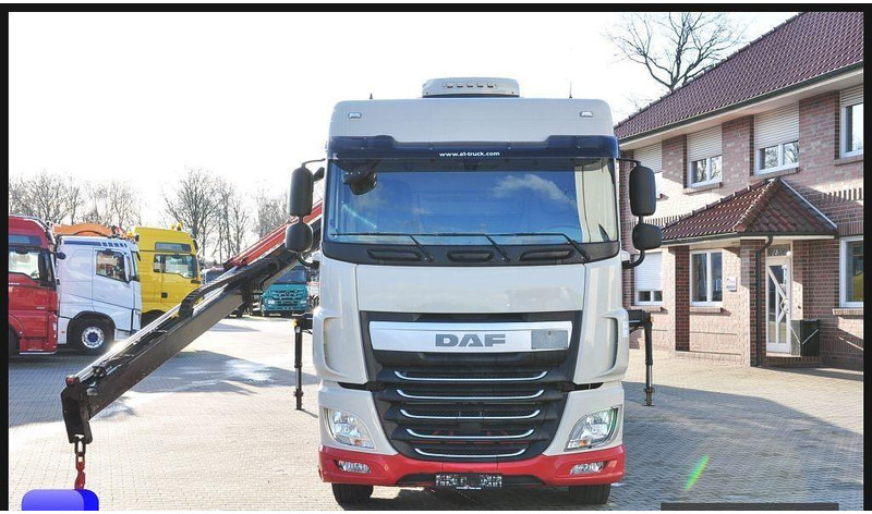 DAF XF 440 - Camion platformă, Camion cu macara: Foto 2 DAF XF 440 - Camion platformă, Camion cu macara: Foto 2
