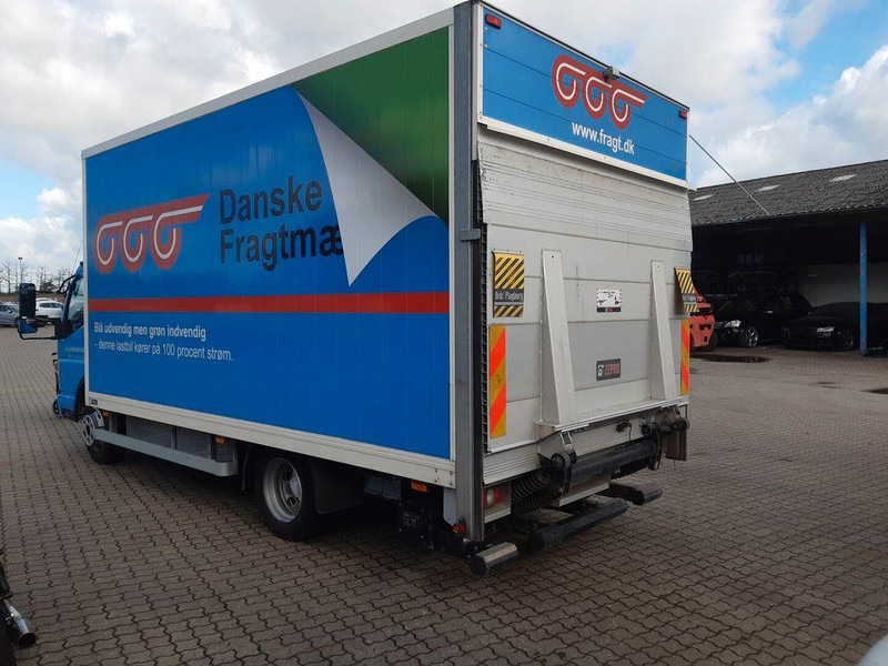 FUSO E CANTER 7C18 E 4X2 - Camion furgon: Foto 4 FUSO E CANTER 7C18 E 4X2 - Camion furgon: Foto 4