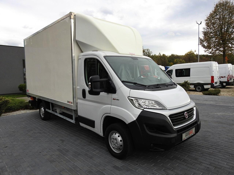 Fiat DUCATO KONTENER WINDA 8 PALET TEMPOMAT NAWIGACJA KLIMATYZACJA LE - Autoutilitară box: Foto 4 Fiat DUCATO KONTENER WINDA 8 PALET TEMPOMAT NAWIGACJA KLIMATYZACJA LE - Autoutilitară box: Foto 4