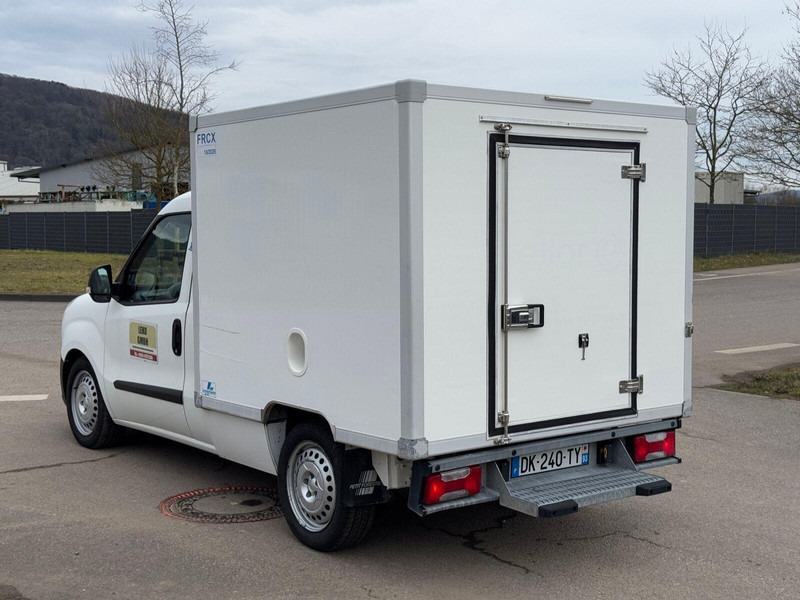 Fiat Doblò Ohne Originale Brief - Autoutilitară frigorifica: Foto 5 Fiat Doblò Ohne Originale Brief - Autoutilitară frigorifica: Foto 5