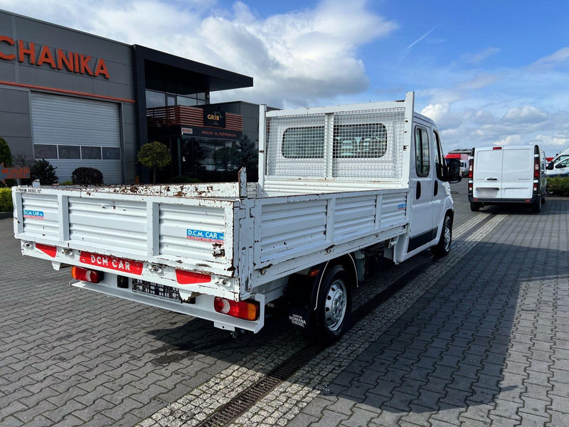 Fiat Ducato Brygadówka Doka 7-miejsc + Skrzynia - Autoutilitară cu platformă, Autoutilitară cabină dublă: Foto 4 Fiat Ducato Brygadówka Doka 7-miejsc + Skrzynia - Autoutilitară cu platformă, Autoutilitară cabină dublă: Foto 4