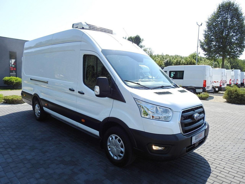 Ford TRANSIT FURGON CHŁODNIA 0*C FUNKCJA GRZANIA TEMPOMAT KLIMATYZACJ - Autoutilitară box: Foto 4 Ford TRANSIT FURGON CHŁODNIA 0*C FUNKCJA GRZANIA TEMPOMAT KLIMATYZACJ - Autoutilitară box: Foto 4