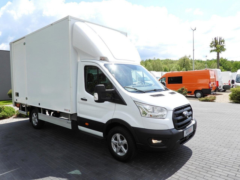 Ford TRANSIT KONTENER WINDA 8 PALET TEMPOMAT LEDY KLIMATYZACJA 130K - Autoutilitară box: Foto 4 Ford TRANSIT KONTENER WINDA 8 PALET TEMPOMAT LEDY KLIMATYZACJA 130K - Autoutilitară box: Foto 4