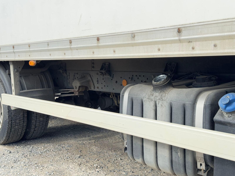 Camion furgon Iveco 100 E 18 nur für Teile: Foto 15 Camion furgon Iveco 100 E 18 nur für Teile: Foto 15