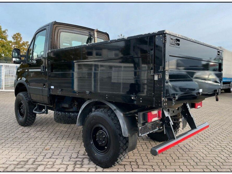 Iveco 35S17 W 4x4 Flatbed - Autoutilitară cu platformă: Foto 5 Iveco 35S17 W 4x4 Flatbed - Autoutilitară cu platformă: Foto 5
