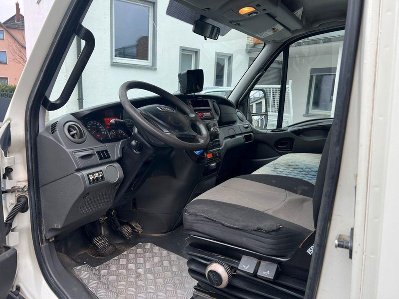 Iveco 70C17 3 way tipper - Camion basculantă: Foto 5 Iveco 70C17 3 way tipper - Camion basculantă: Foto 5
