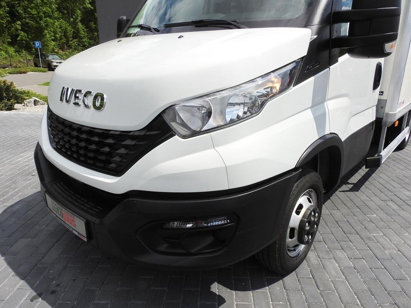 Autoutilitară box Iveco DAILY 35C14 KONTENER 8 PALET TEMPOMAT KLIMATYZACJA BLIŹNIACZE K: Foto 17 Autoutilitară box Iveco DAILY 35C14 KONTENER 8 PALET TEMPOMAT KLIMATYZACJA BLIŹNIACZE K: Foto 17