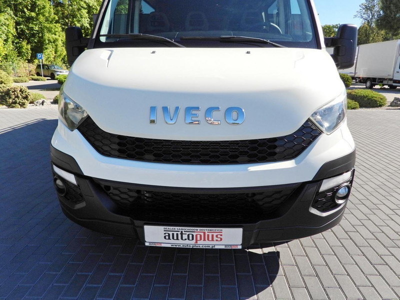 Autoutilitară box Iveco DAILY 35C17 FURGON BRYGADÓWKA 6 MIEJSC TEMPOMAT BLIŹNIACZE KOŁA: Foto 15