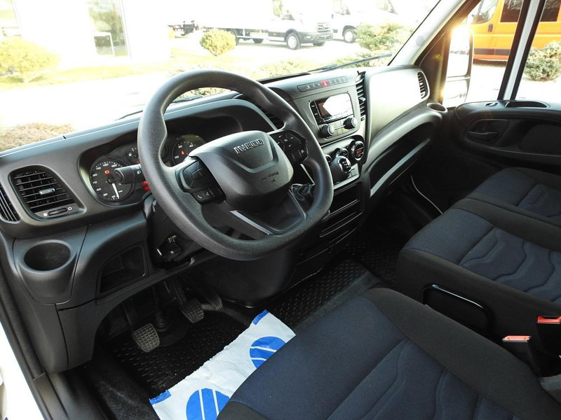 Iveco DAILY 35S16 KONTENER WINDA 8 PALET TEMPOMAT KLIMATYZACJA BLIŹNIA - Autoutilitară box: Foto 2 Iveco DAILY 35S16 KONTENER WINDA 8 PALET TEMPOMAT KLIMATYZACJA BLIŹNIA - Autoutilitară box: Foto 2